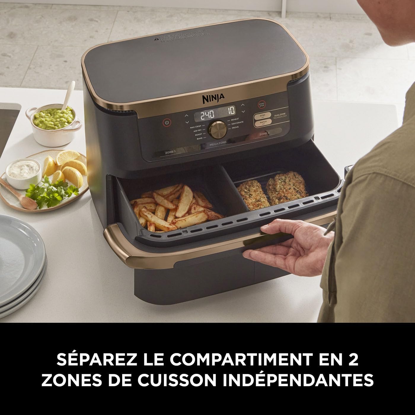 NINJA Foodi FlexDrawer Air Fryer, Dual Zone Avec Séparateur Amovible, Grand Tiroir de 10.4 L, 7-en-1, Double Zone, Pièces Antiadhésives Compatibles Au Lave-Vaisselle, Noir & Cuivre, AF500EUCP